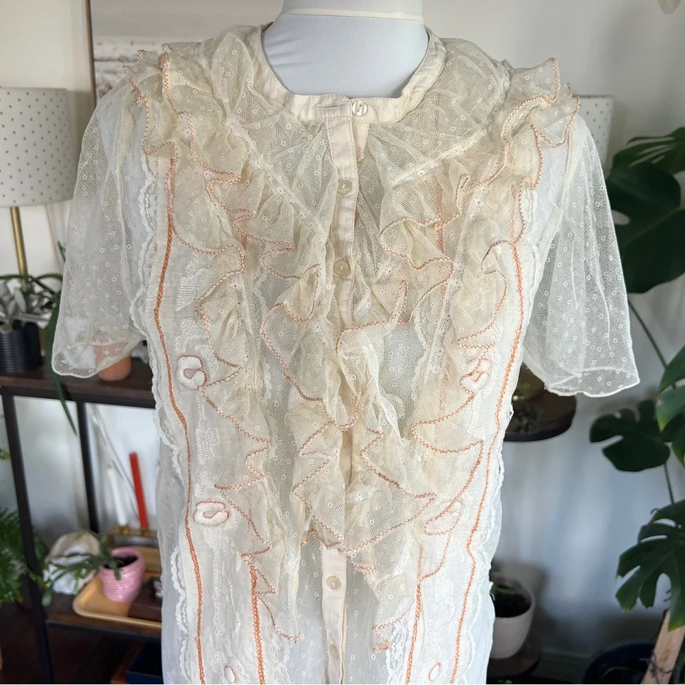 Free People Elegant Cream Lace Ruffle Top S - Picture 4 of 16
